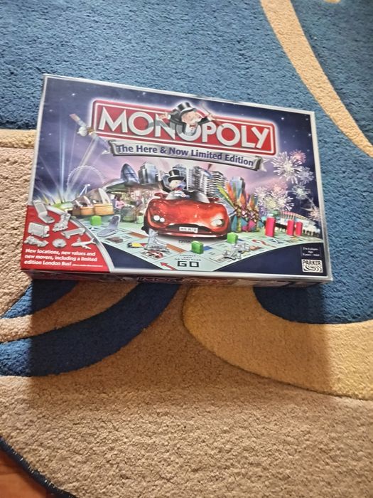 Vând joc Monopoly