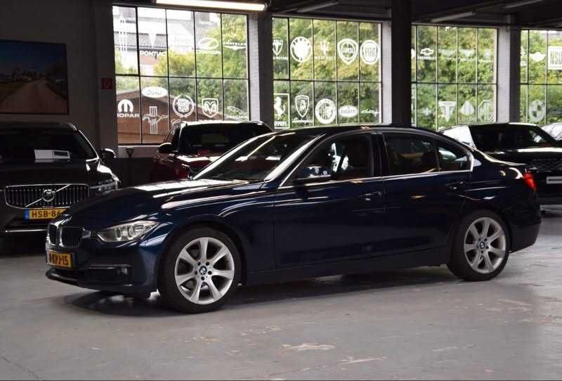BMW Seria 3 320i f30 Efficient Dynamics