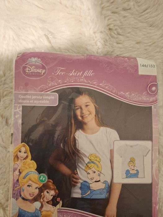 Disney тениска на Пепеляшка(146-152см)