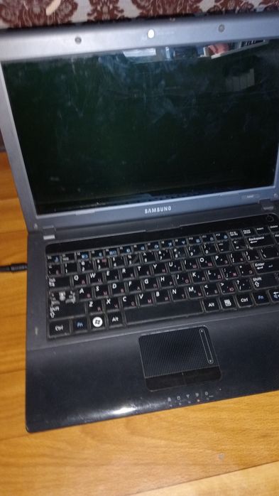 Ноутбук сатылады