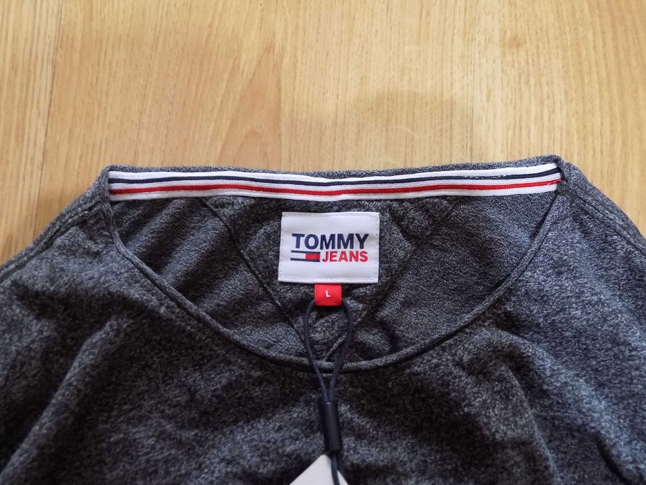 нова тениска tommy hilfiger риза потник блуза фанела мъжка оригинал L