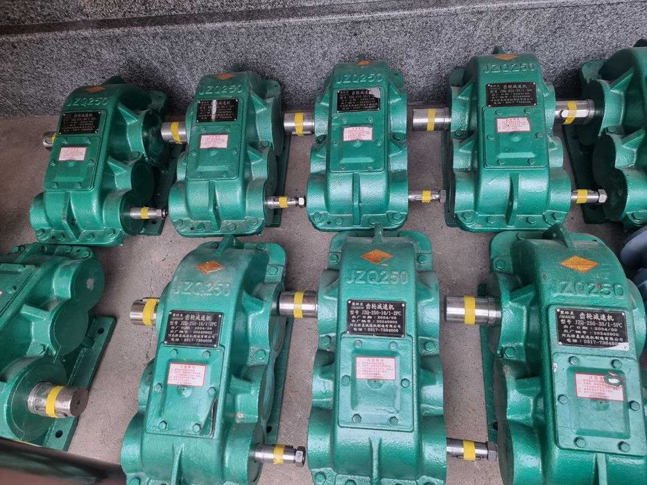 Редуктор пескоблочного станка