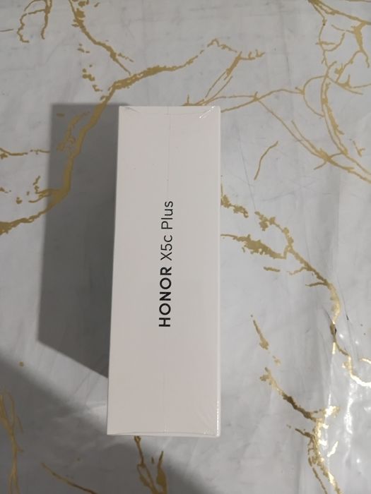 Хонор новый в коробке