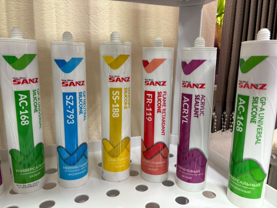 Пена монтажная, герметик