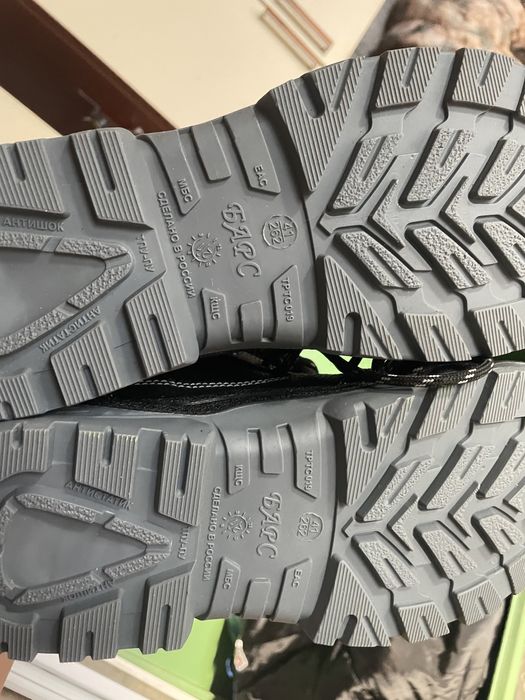 Спец обувь (спец ботинки , sefti) размер 41 летний