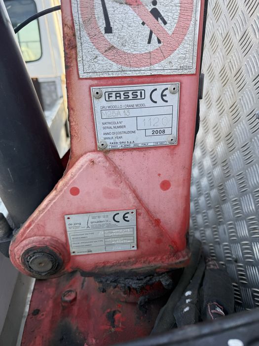 Macara pentru auto de 3.5 t FASSI 25 2008 iveco nissan mercedes