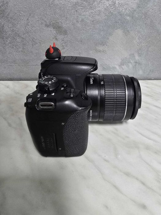 Aparat Foto Canon EOS 700D + Obiectiv 18-55  Bmg Amanet 104512