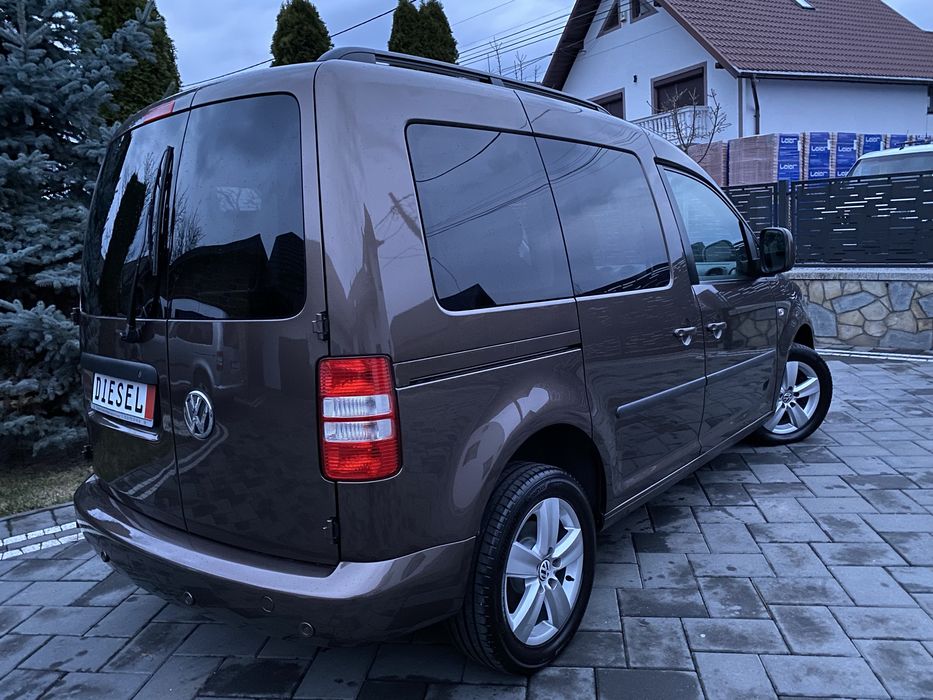 VW CADDY~2 ,0 Tdi~140-Cp-7~Locuri-2 uși la Spate-top