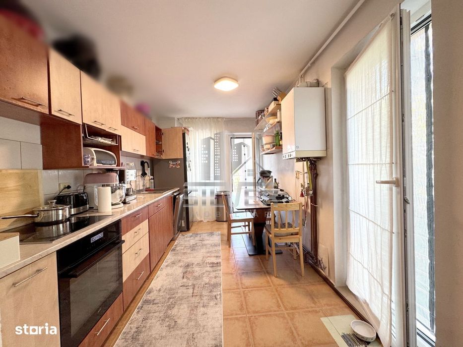 Apartament cu 3 camere/80mp/Zorilor.
