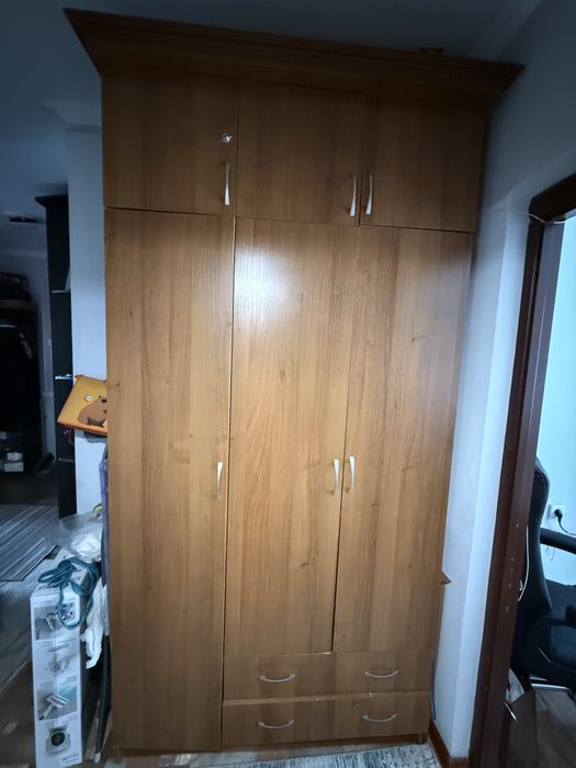 Продам шкаф для спальни