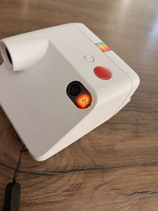 Polaroid Go /Фотоапарат за моментни снимки