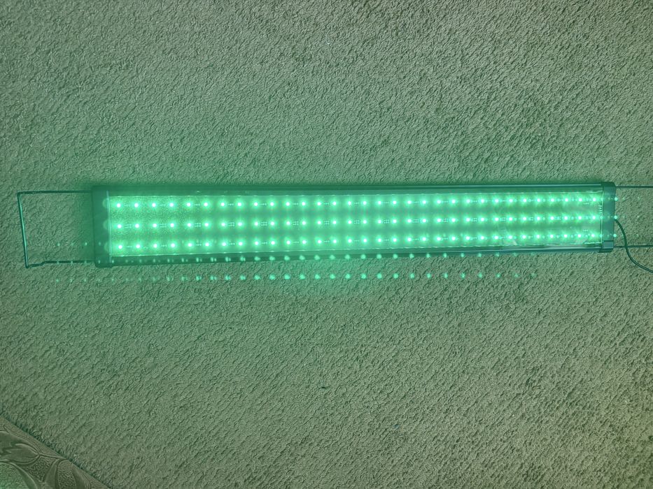 Продам для аквариума, светильник 90см