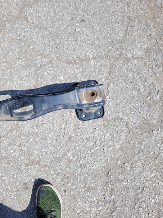 Задна греда за БМВ Х5 Е70