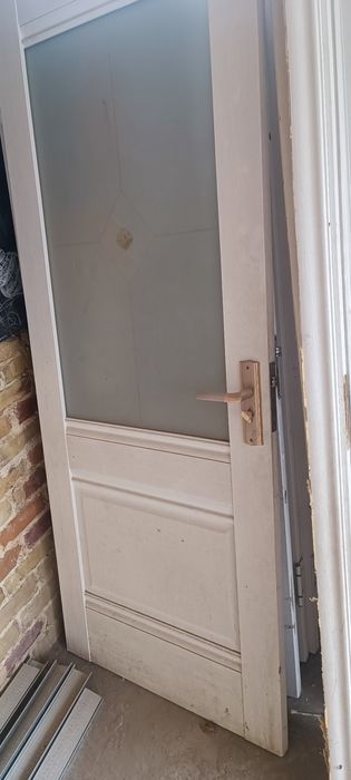 Двери  Эшиклар шишалик