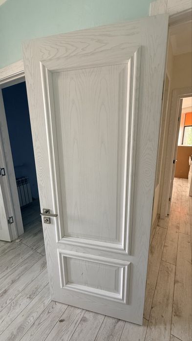 Двери из натурального дерево