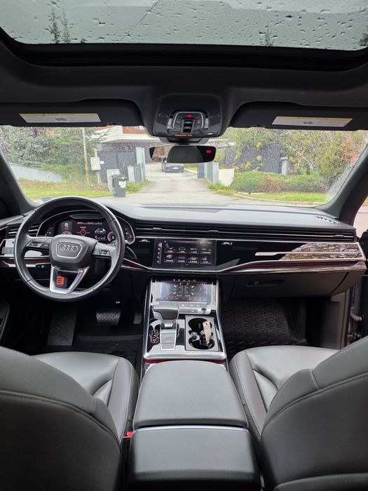 Продавам перфектно Audi Q8 3.0 mild hybrid