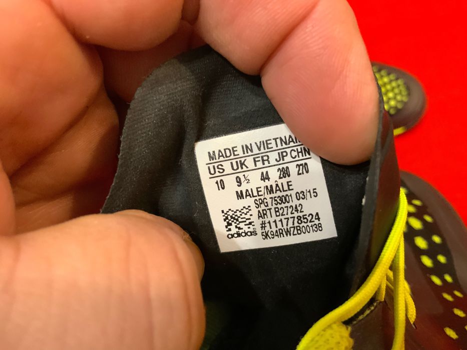 Adidas-оригинални маратонки 44 номер