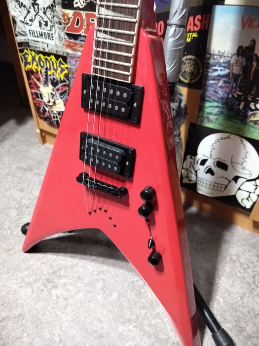 Электрогитара Jackson King V стрела