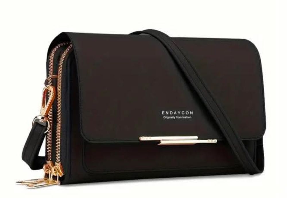 Нова дамска чанта