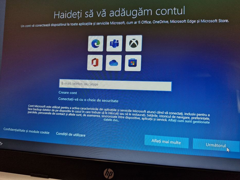 Laptop HP 14s - Windows 10 instalat