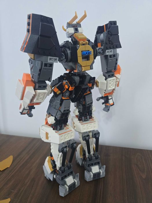 Lego Ninjago Cole s Titan Mech