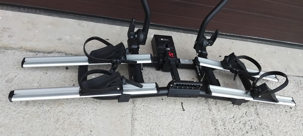 Suport profesional 2 biciclete Menabo prindere pe cârligul de remorcare 
Import Olanda 
Nu fac schimb
