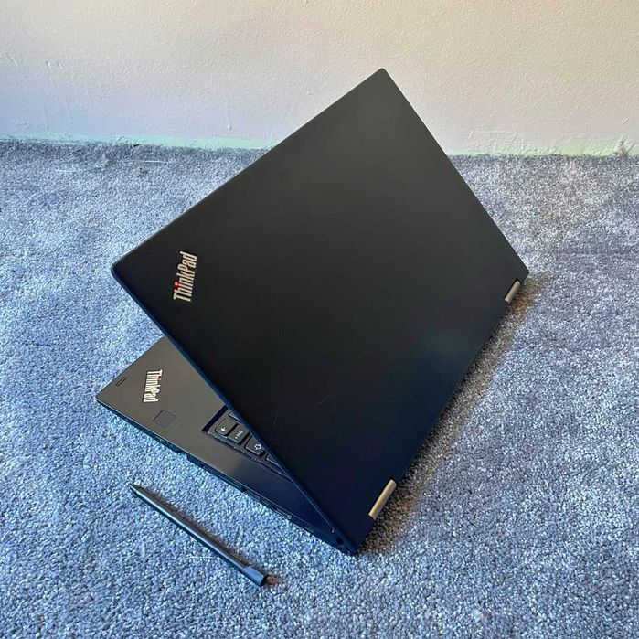 ThinkPad YOGA 370 Lenovo - 13.3''FHD Touchscreen, i5-7300u, 8GB RAM