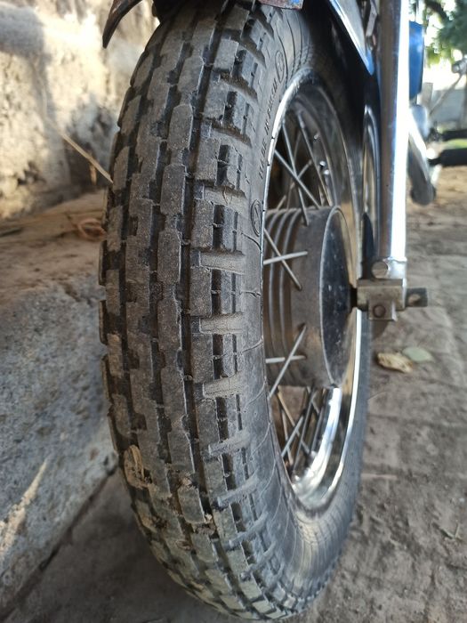 Mototsikl Vosxod M3  Sotiladi