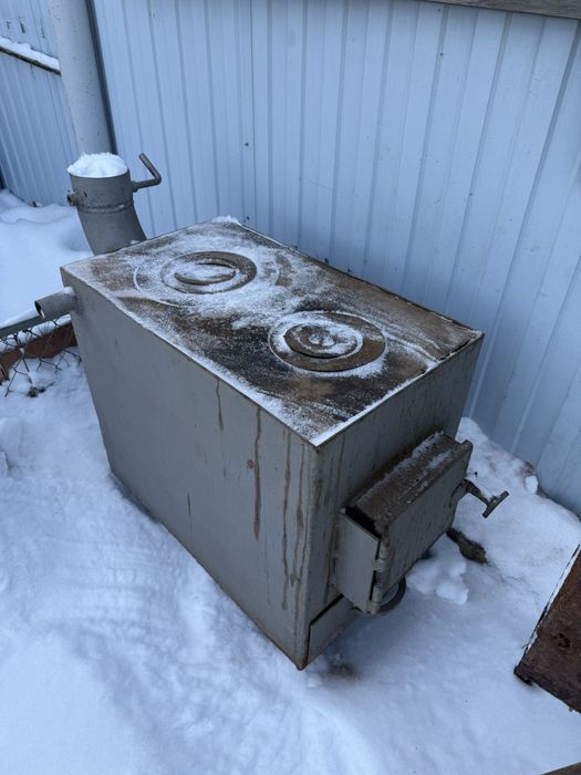 Продам твердотопливной печь