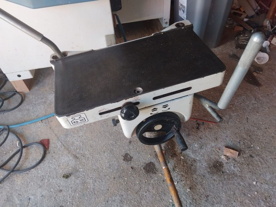 Masa mobila de gaurit firma SCM [50KG]