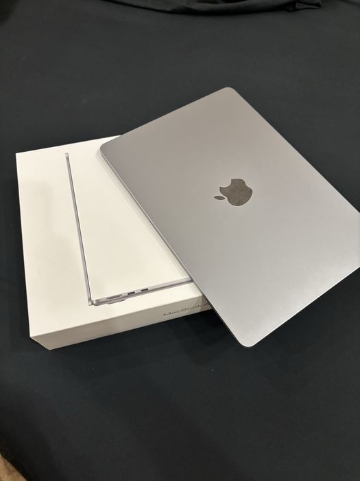 Macbook Air/ apple m2