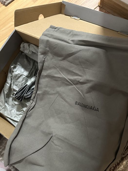 Balenciaga Track