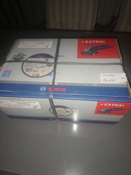 Polizor Bosch GWS 9-125 cu 400 de discuri