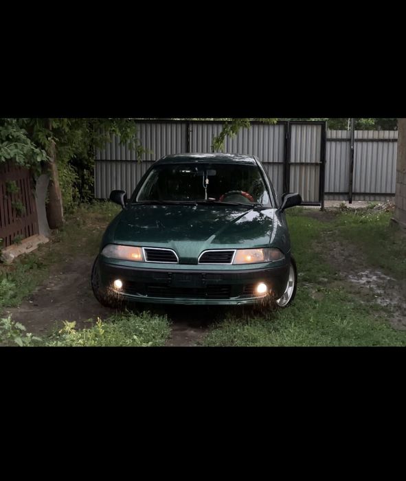 Mitsubishi Carisma