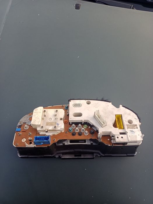 Щиток приборов Ауди 90 ...2.3 объем