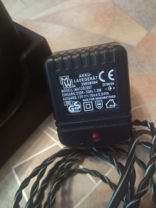 Продам заряжаемый фонарь...