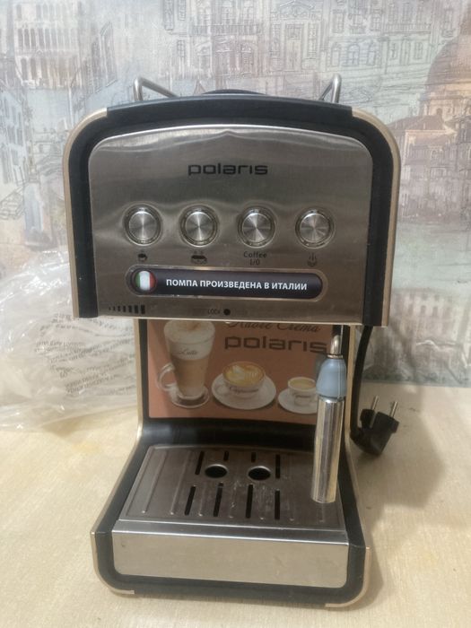 Кофеварка Polaris