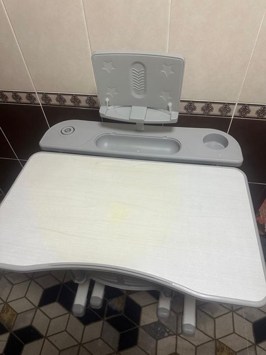 Продам парту со стулом