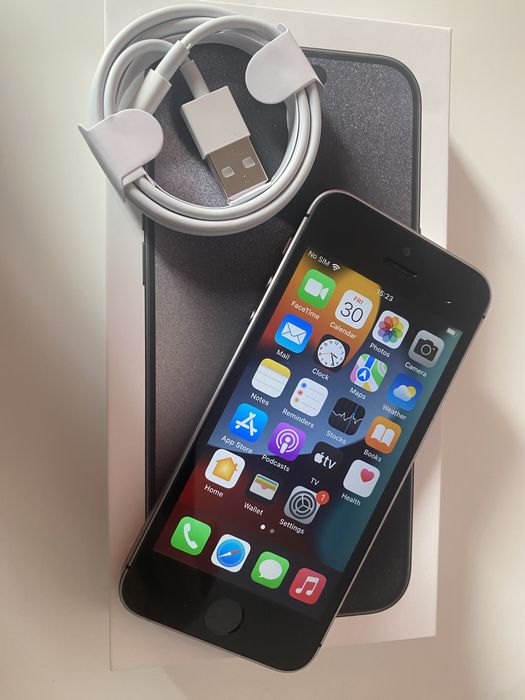 iPhone SE, gri, aspect 9/10, baterie 87%