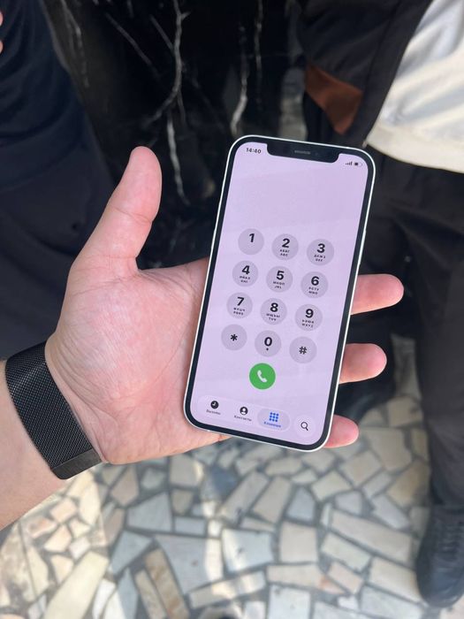 iPhone 12 128gb white