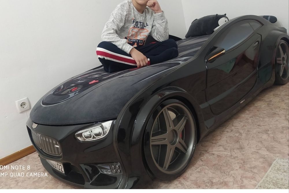 Кровать машина Futuka kids