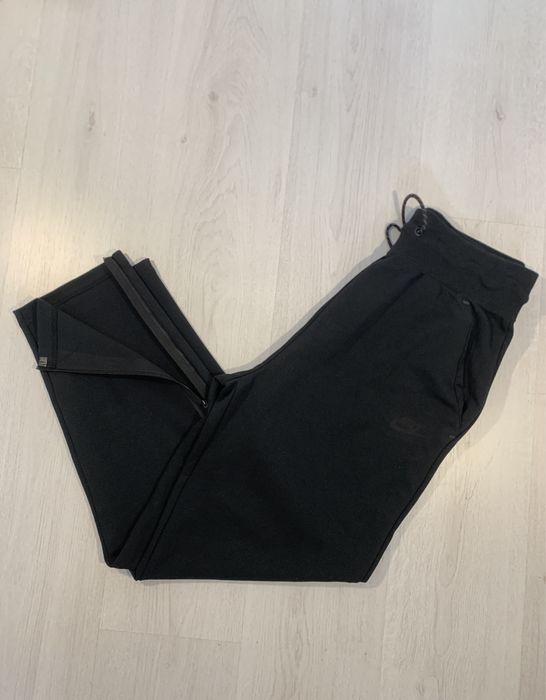 НОВО (Дамско) Nike Flared Tech Fleece анцуг долнище sweatpants XS S M
