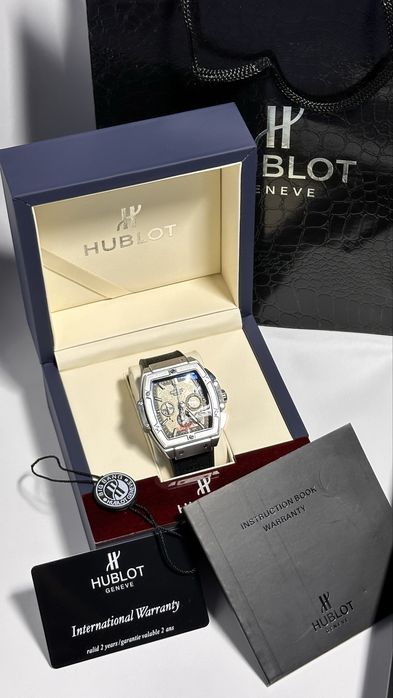 Наручные часы HUBLOT