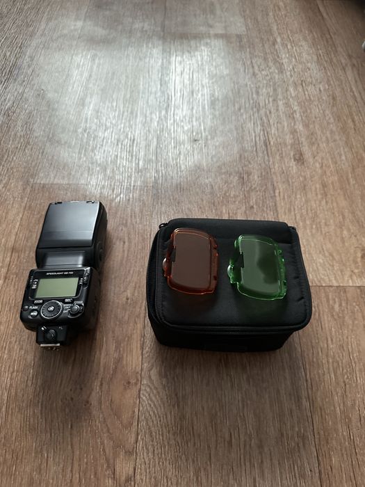 Продам вспышку Nikon SB-700