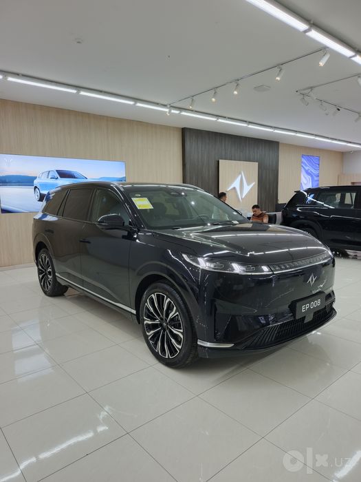 Dong Feng 008 610 km Elektr 2025 ULTRA