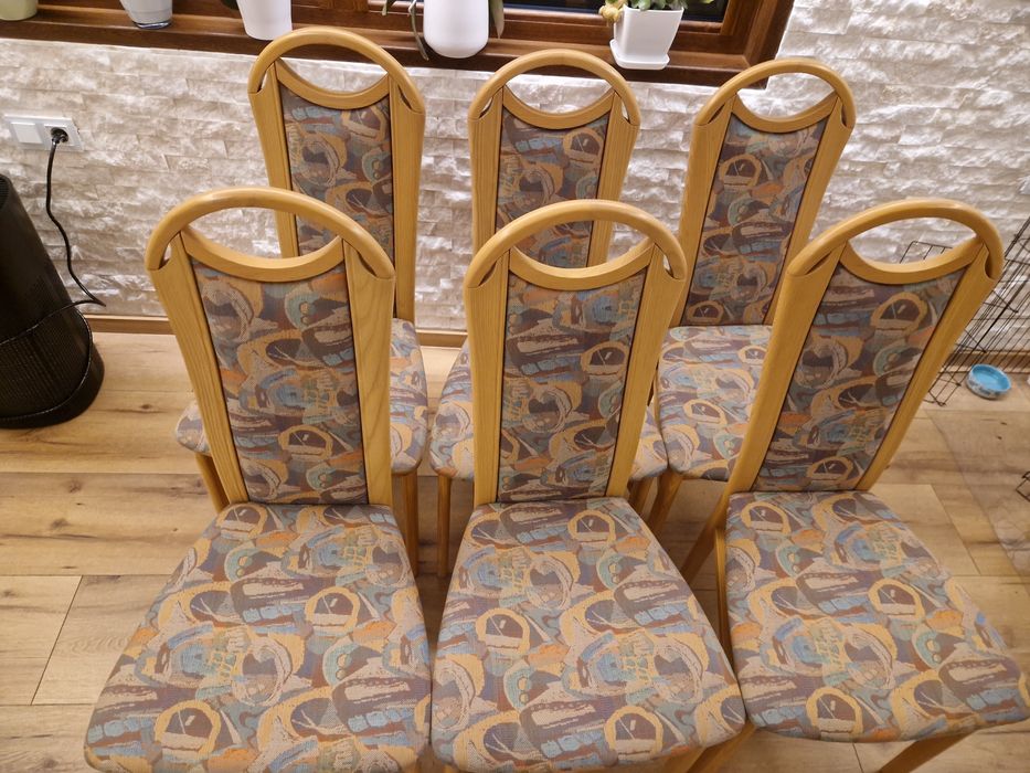 Дървени трапезни столове