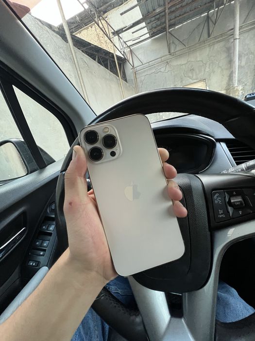 Iphone 13 max gold 85% 256 gb Karobkasi bor  holati yaxw