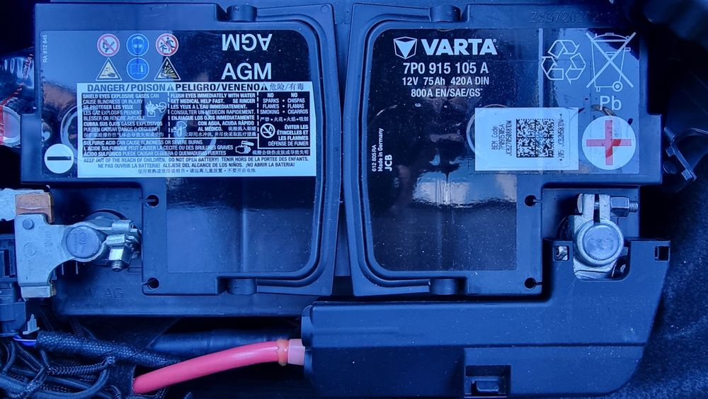 Vand baterie auto AGM Varta