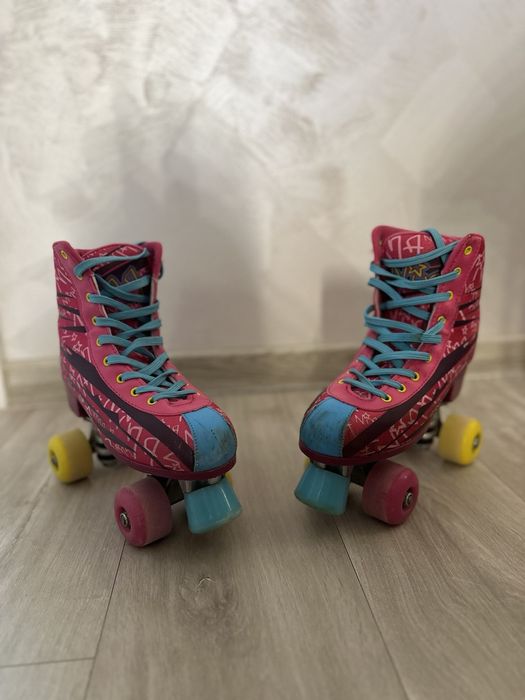 Продавам ролери *40