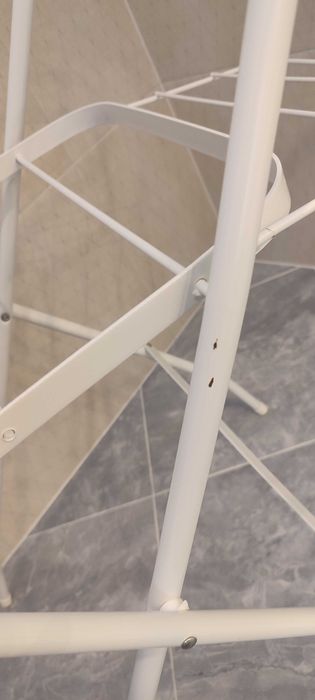 Бебешка вана със стойка и подложка за къпане.